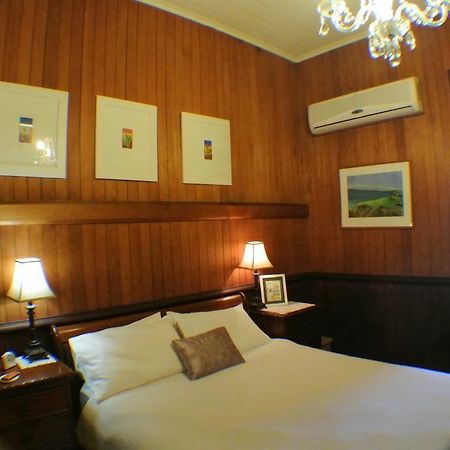 Wiss House Bed & Breakfast Kalbar Bagian luar foto