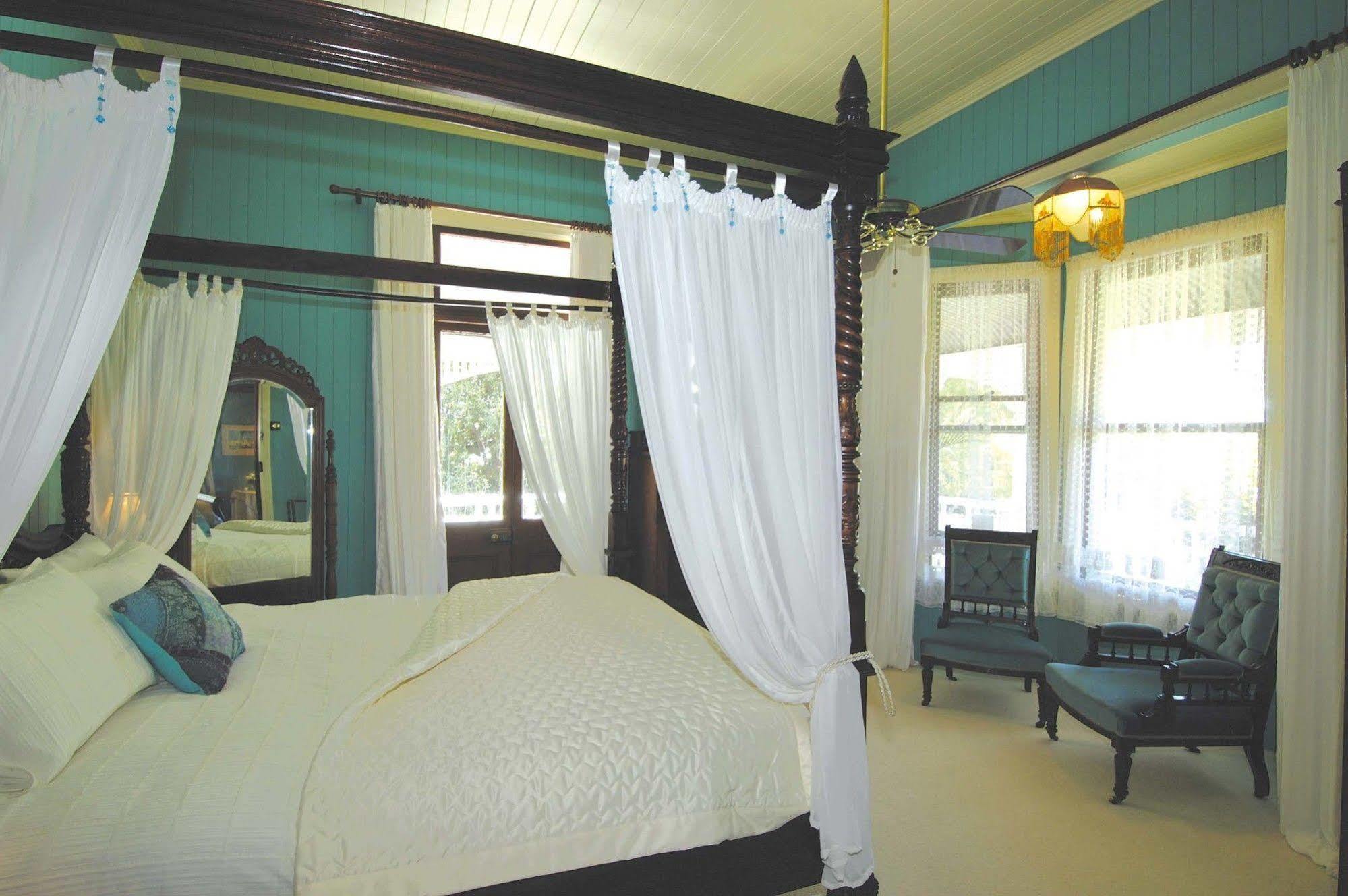 Wiss House Bed & Breakfast Kalbar Bagian luar foto